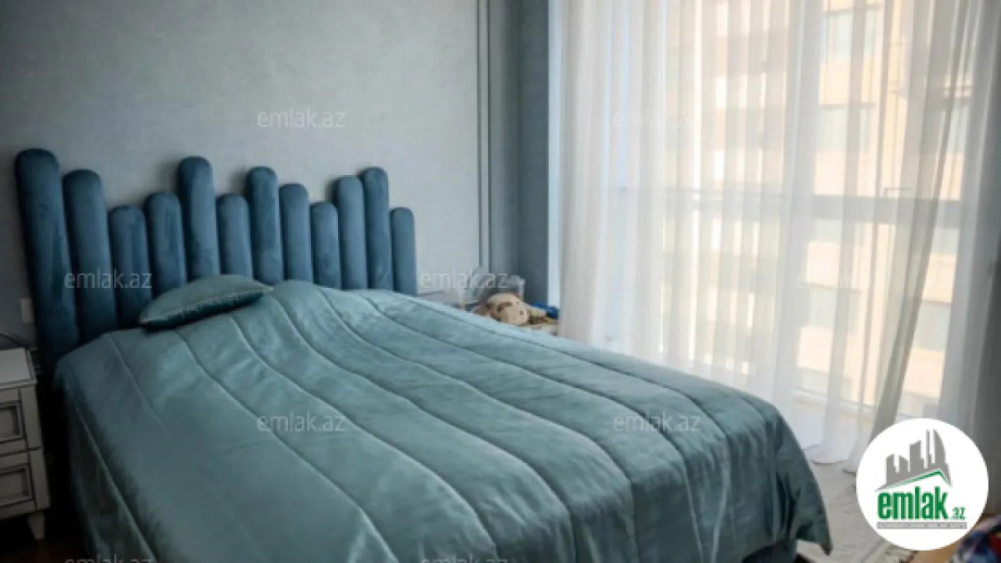 Satılır 5 otaqlı yeni tikili 225 m²