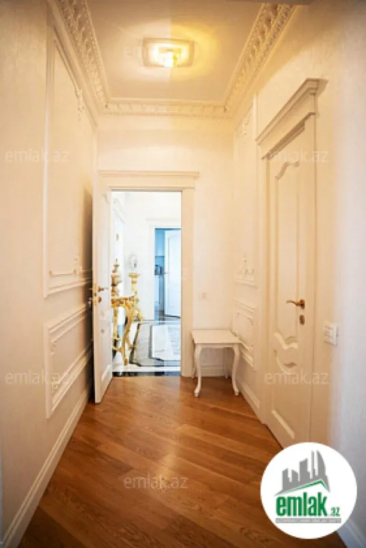 Satılır 5 otaqlı yeni tikili 225 m²