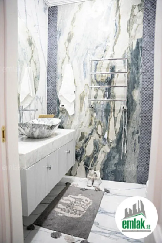 Satılır 5 otaqlı yeni tikili 225 m²