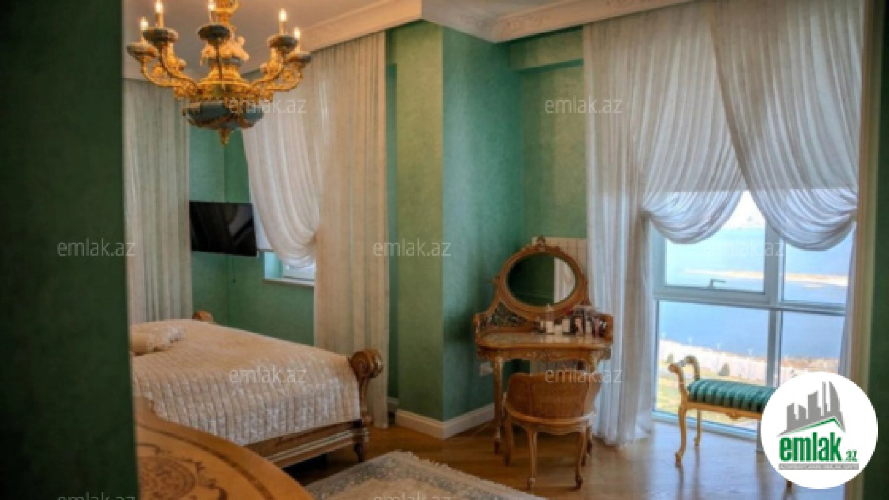 Satılır 5 otaqlı yeni tikili 225 m²