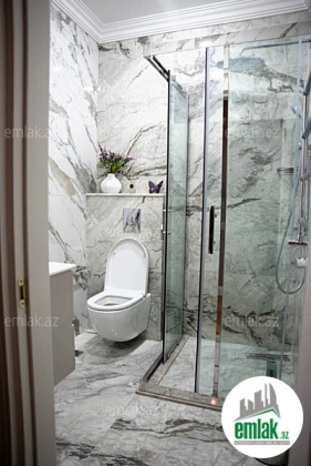 Satılır 5 otaqlı yeni tikili 225 m²