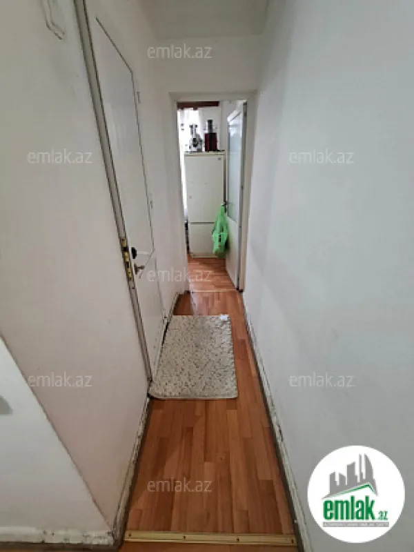 Satılır 1 otaqlı köhnə tikili 40 m²