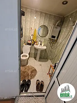 Satılır 1 otaqlı köhnə tikili 40 m²