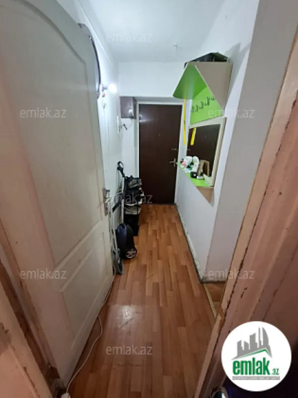 Satılır 1 otaqlı köhnə tikili 40 m²