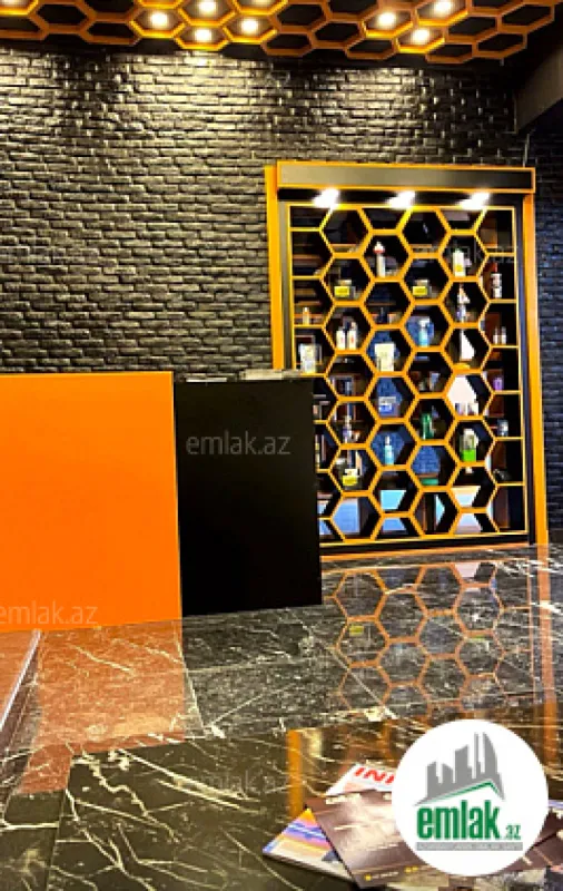 Satılır 15 otaqlı obyekt 1050 m²