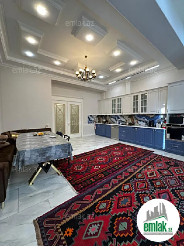 Satılır 4 otaqlı yeni tikili 210 m²