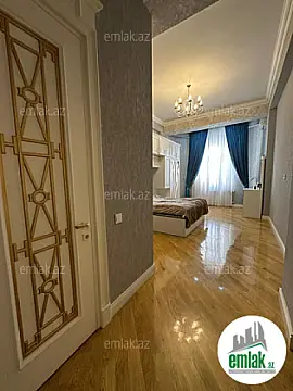 Satılır 4 otaqlı yeni tikili 210 m²