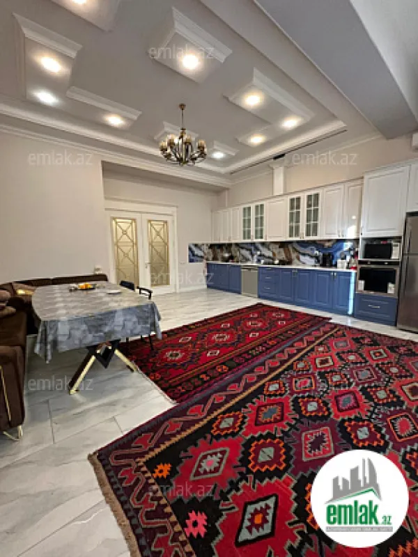 Satılır 4 otaqlı yeni tikili 210 m²