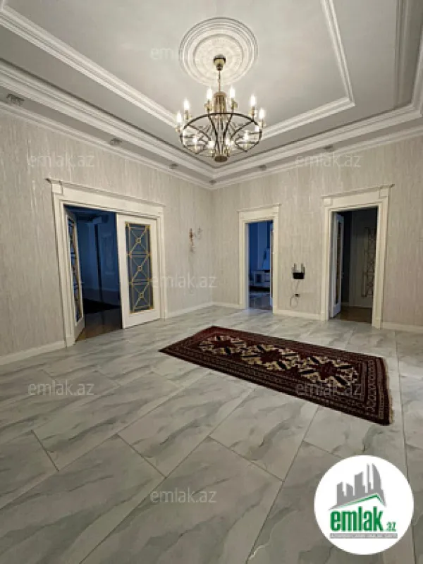 Satılır 4 otaqlı yeni tikili 210 m²