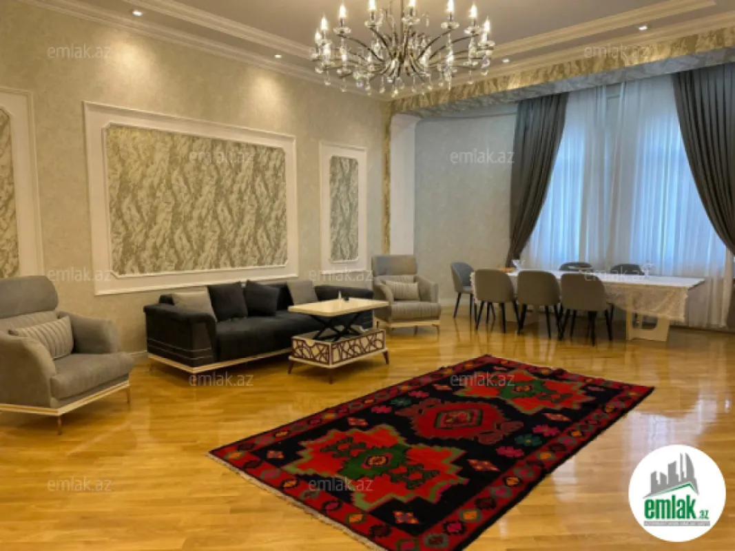 Satılır 4 otaqlı yeni tikili 210 m²
