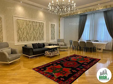 Satılır 4 otaqlı yeni tikili 210 m²