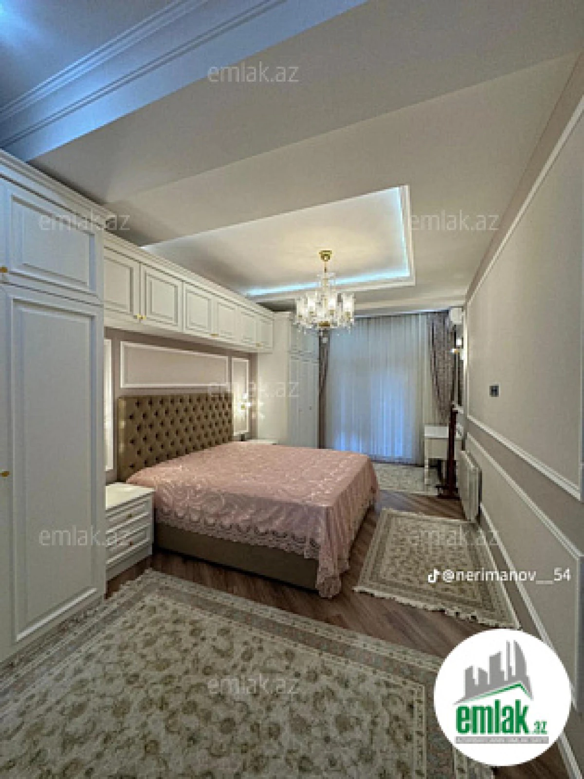 Satılır 4 otaqlı yeni tikili 180 m²