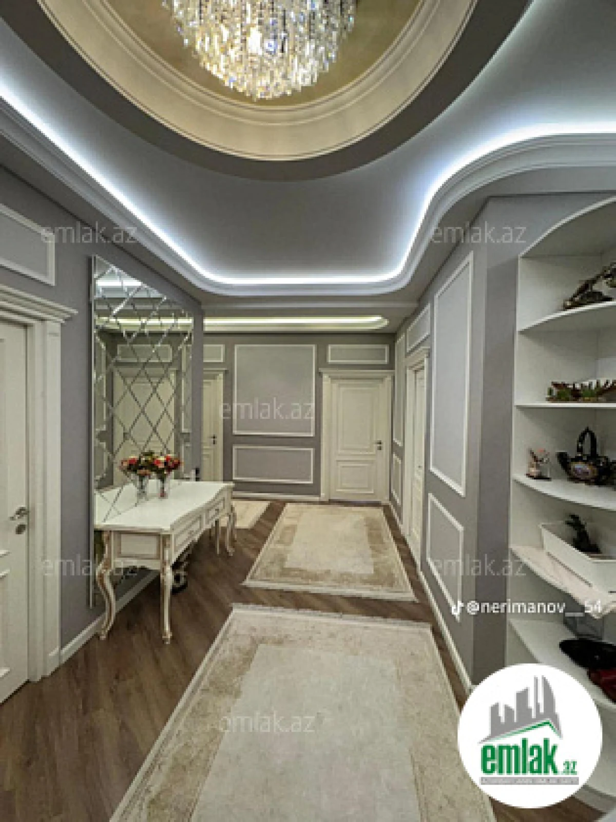 Satılır 4 otaqlı yeni tikili 180 m²