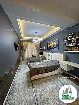 Satılır 4 otaqlı yeni tikili 180 m²