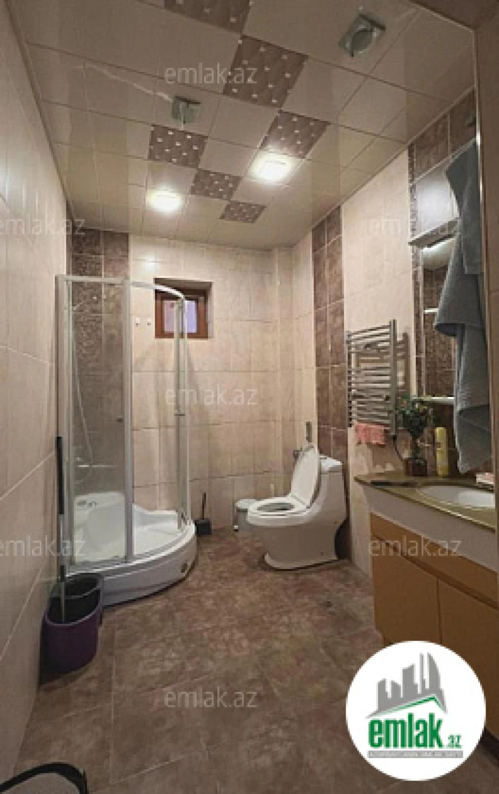 Satılır 7 otaqlı həyət evi 330 m²
