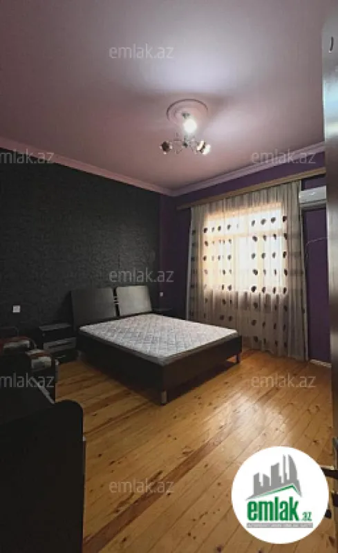 Satılır 7 otaqlı həyət evi 330 m²