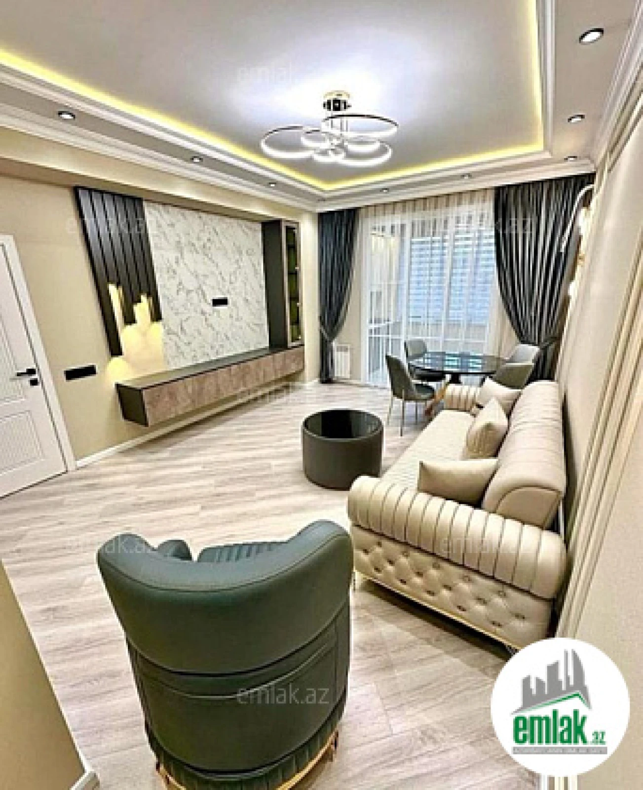 Satılır 2 otaqlı köhnə tikili 65 m²