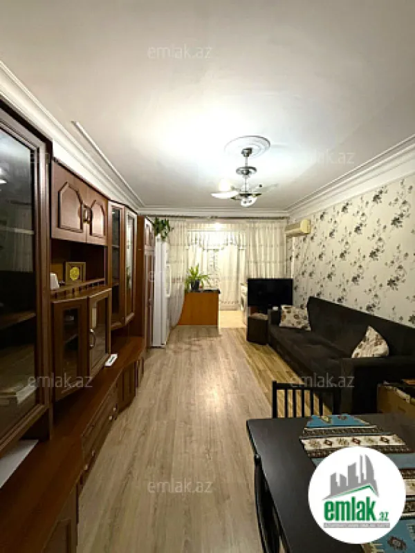 Satılır 2 otaqlı köhnə tikili 31.6 m²