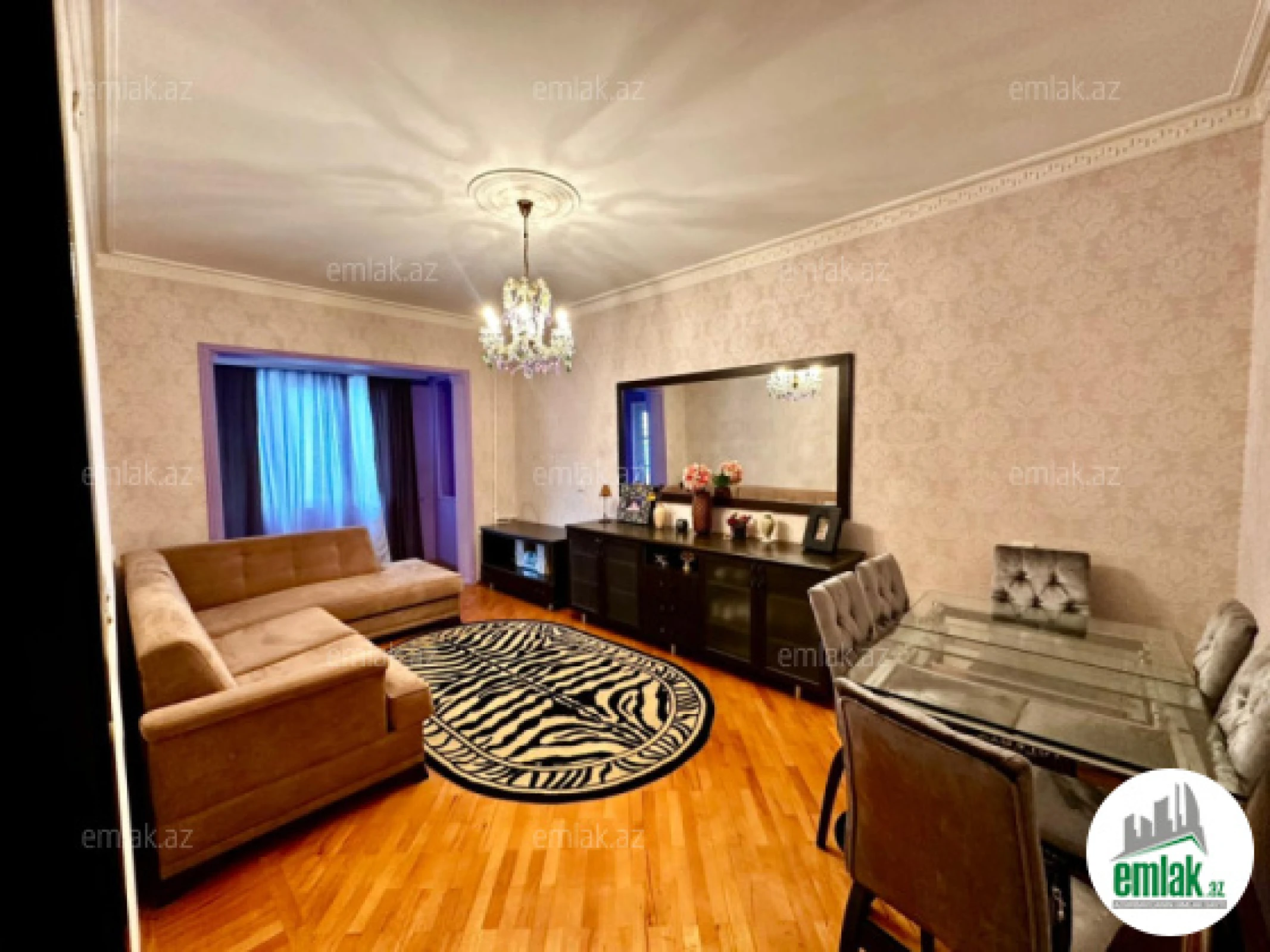 Satılır 3 otaqlı köhnə tikili 90 m²