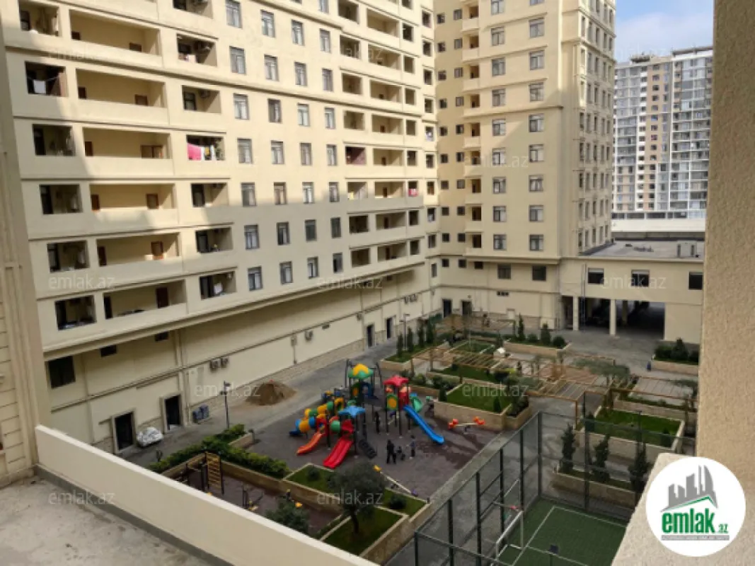 Satılır 2 otaqlı yeni tikili 83 m²