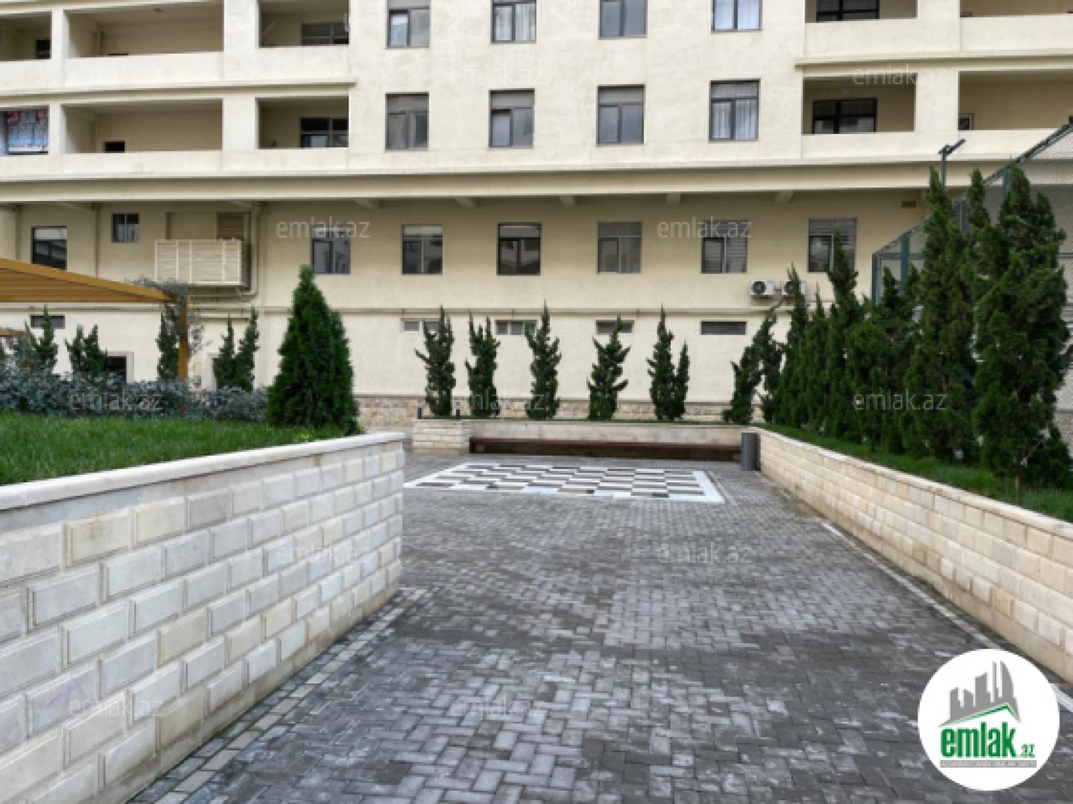 Satılır 2 otaqlı yeni tikili 83 m²