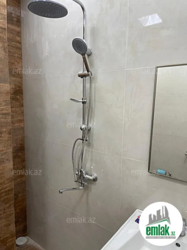 Satılır 2 otaqlı yeni tikili 83 m²