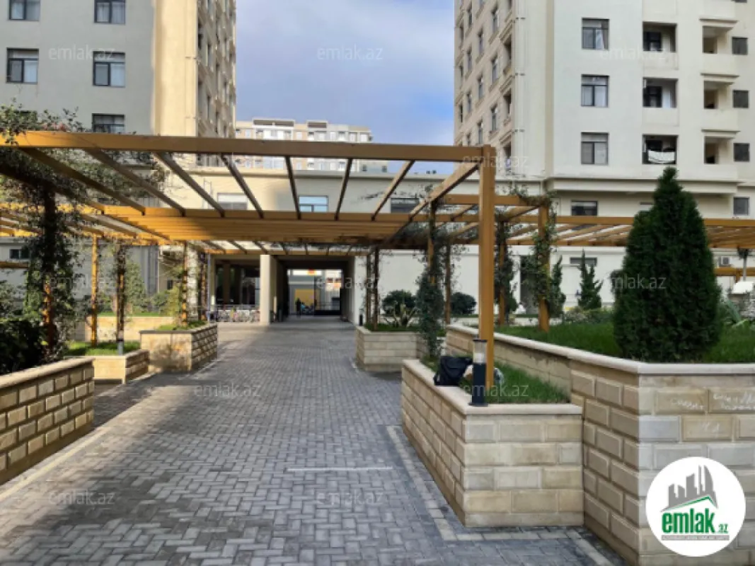 Satılır 2 otaqlı yeni tikili 83 m²