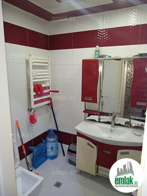 Satılır 3 otaqlı yeni tikili 110 m²