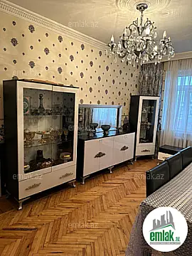 Satılır 4 otaqlı köhnə tikili 110 m² — Bakı, Bülbülə 4 otaq 110.00 m²