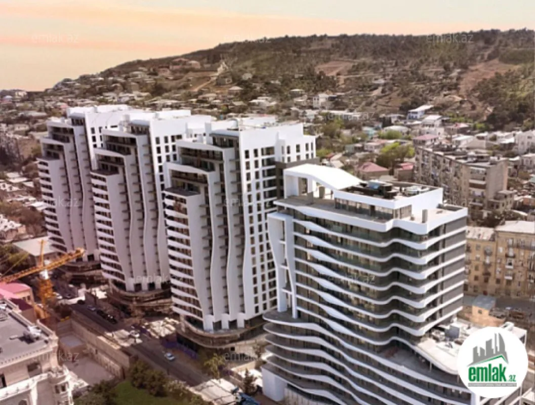 Satılır 3 otaqlı yeni tikili 165 m²