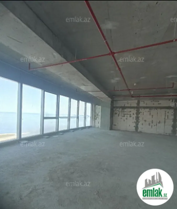 Satılır 3 otaqlı yeni tikili 140 m²
