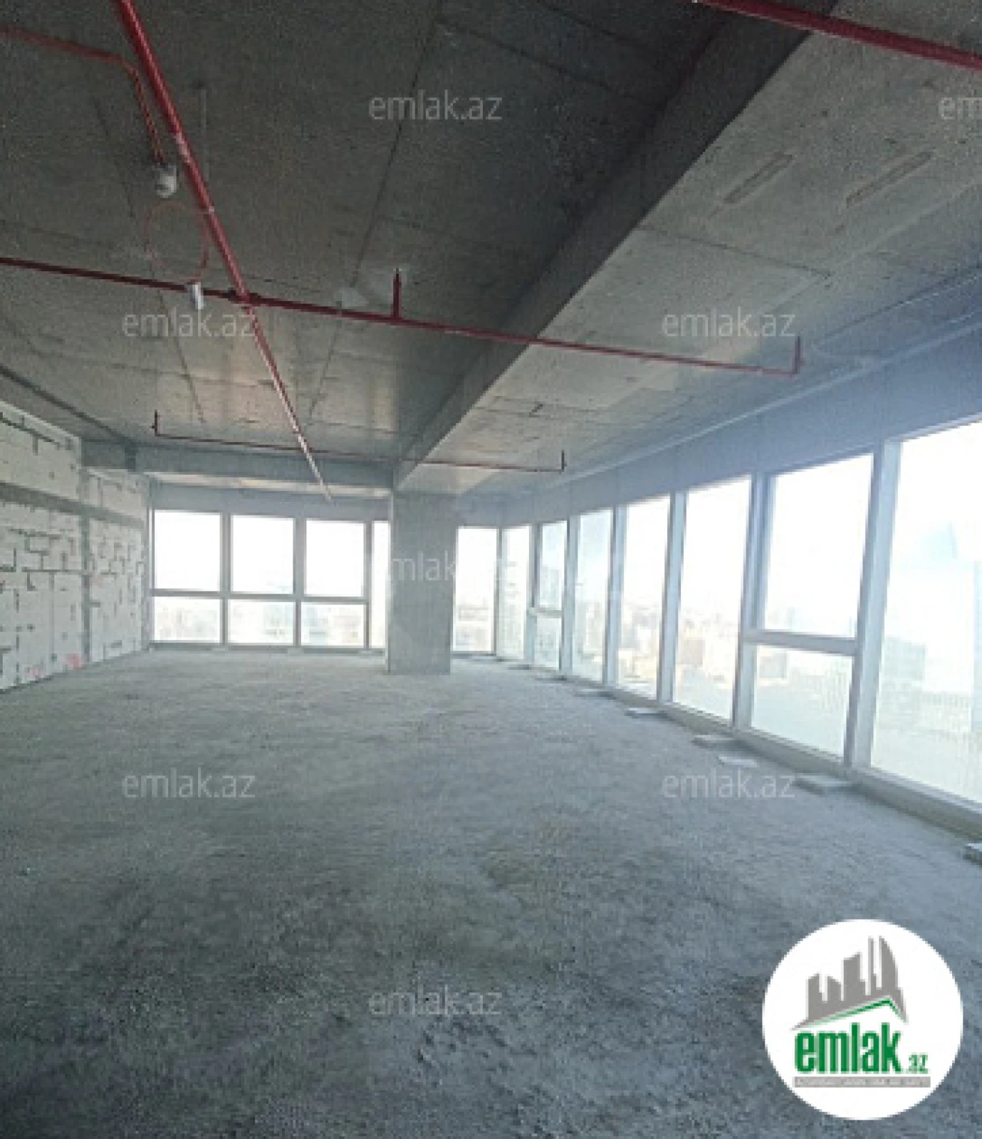 Satılır 3 otaqlı yeni tikili 140 m²