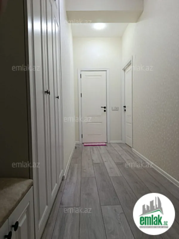 Satılır 3 otaqlı yeni tikili 75 m²