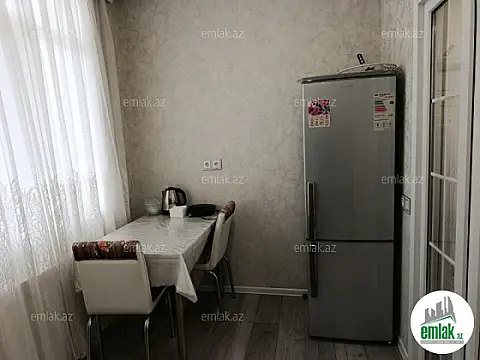 Satılır 3 otaqlı yeni tikili 75 m²