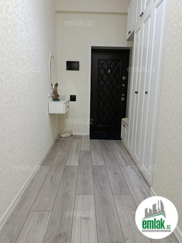 Satılır 3 otaqlı yeni tikili 75 m²