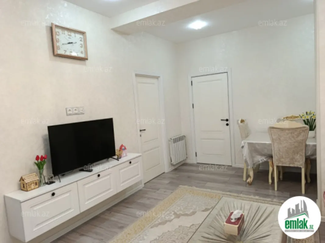 Satılır 3 otaqlı yeni tikili 75 m²