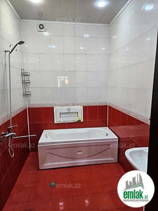 Satılır 3 otaqlı yeni tikili 140 m²