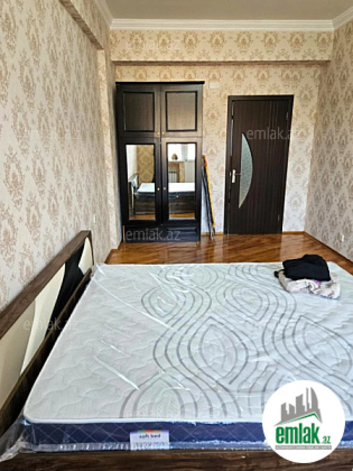 Satılır 3 otaqlı yeni tikili 140 m²