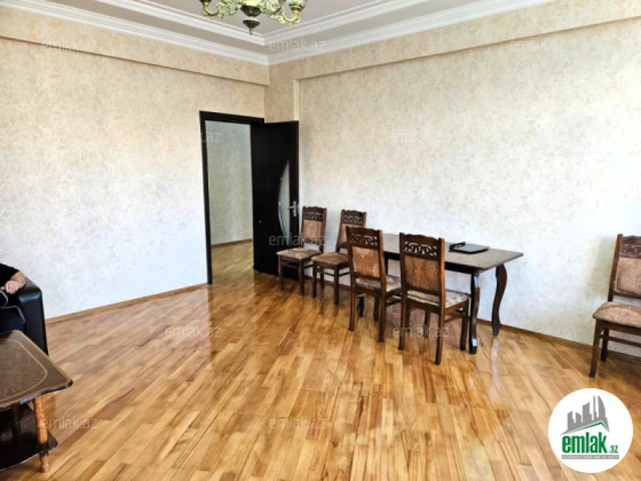 Satılır 3 otaqlı yeni tikili 140 m²