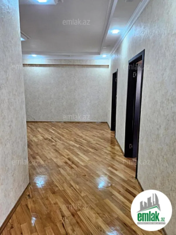 Satılır 3 otaqlı yeni tikili 140 m²
