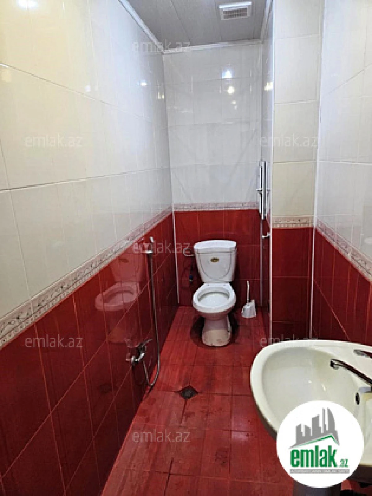 Satılır 3 otaqlı yeni tikili 140 m²
