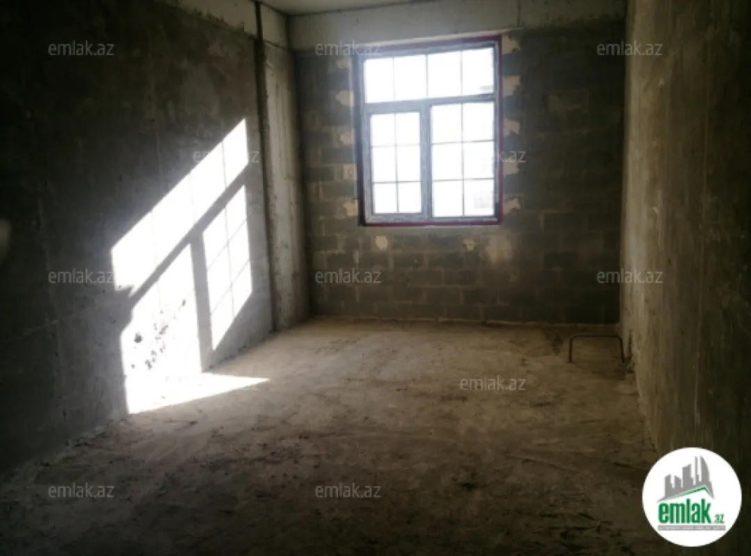 Satılır 3 otaqlı yeni tikili 135 m²