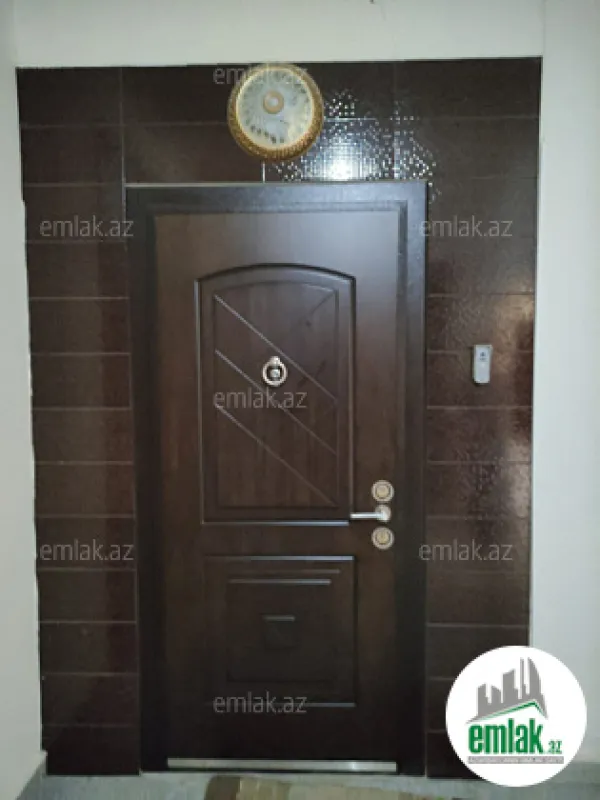 Satılır 3 otaqlı yeni tikili 135 m²