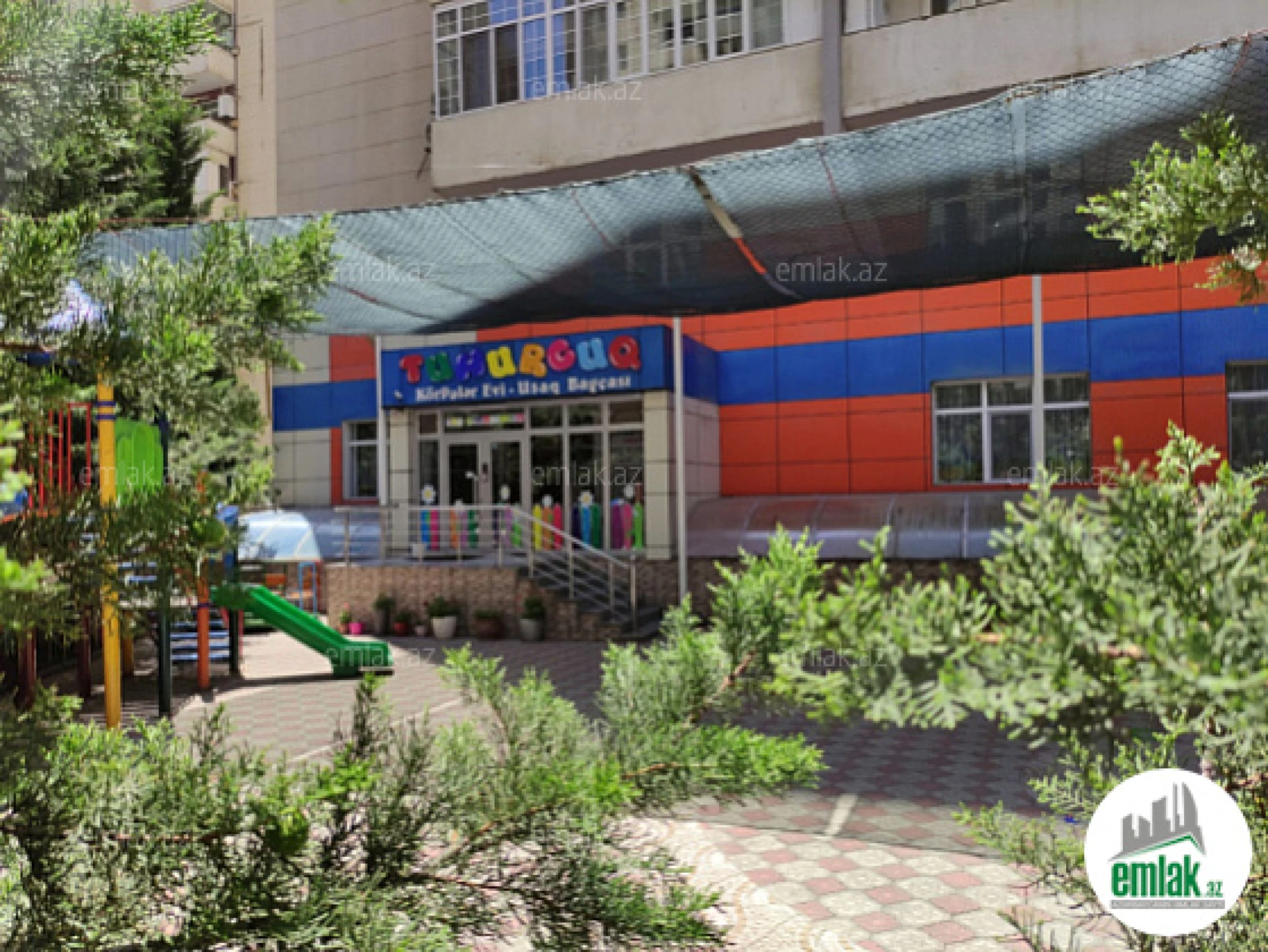 Satılır 3 otaqlı yeni tikili 135 m²