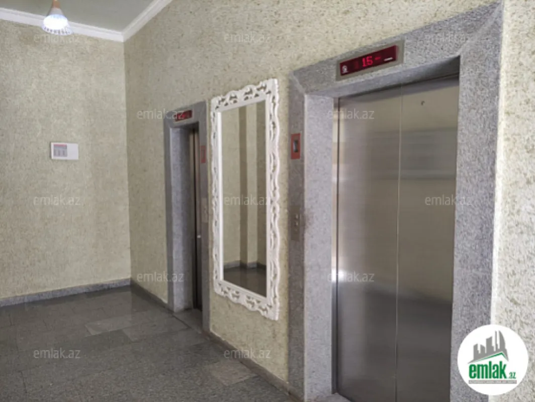 Satılır 3 otaqlı yeni tikili 135 m²