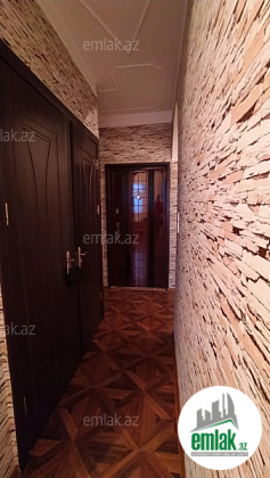 Satılır 2 otaqlı köhnə tikili 65 m²
