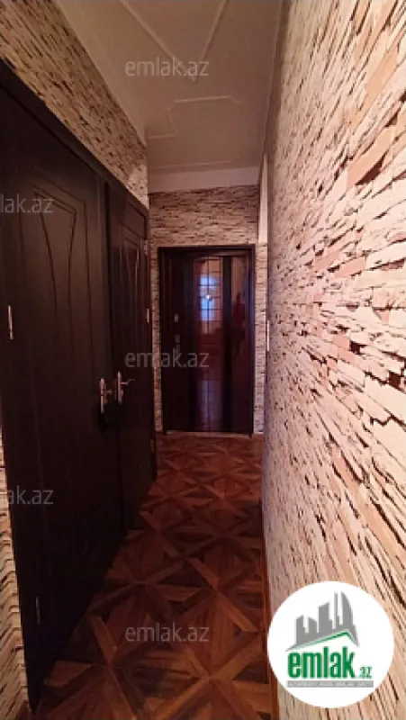 Satılır 2 otaqlı köhnə tikili 65 m²