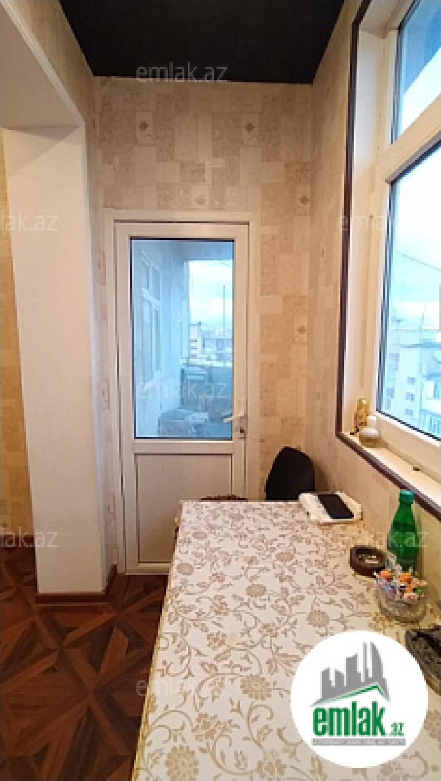 Satılır 2 otaqlı köhnə tikili 65 m²