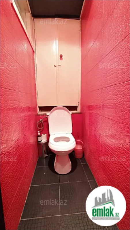 Satılır 2 otaqlı köhnə tikili 65 m²