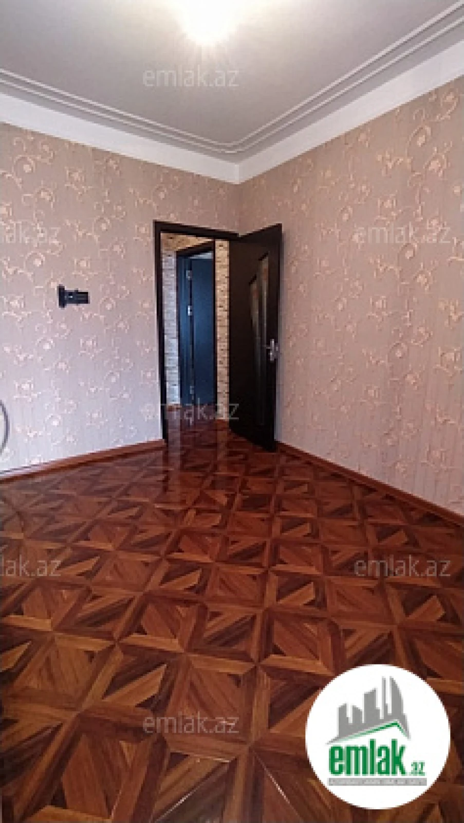 Satılır 2 otaqlı köhnə tikili 65 m²